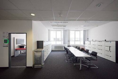 Bild 1 - Moderne und Top ausgestattete Fläche EG 