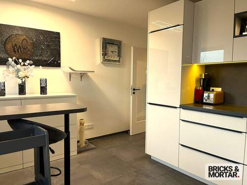 Küche - 3 Zimmer Etagenwohnung zum Kaufen in Königsbrunn