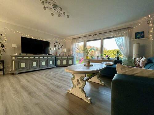 Wohnzimmer - 6 Zimmer Einfamilienhaus in Drochtersen / Dornbusch