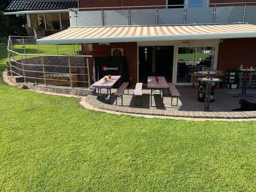 Gartenansicht - Mehrfamilienhaus, Wohnhaus mit 396,00 m&sup2; in Rinteln zum Kaufen