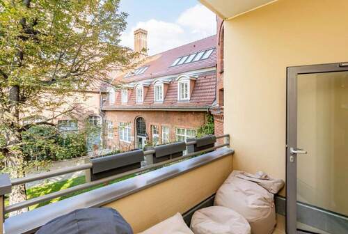 Balkon - 4 Zimmer Etagenwohnung in Berlin