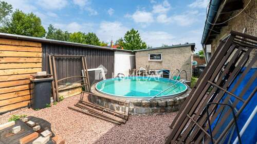 Pool 2 - 
