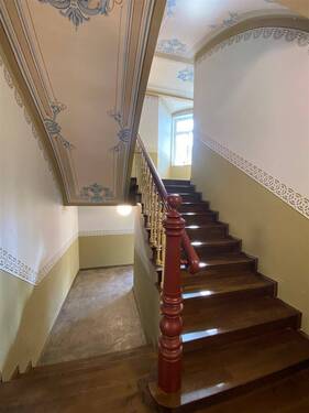 gepflegtes Treppenhaus - 