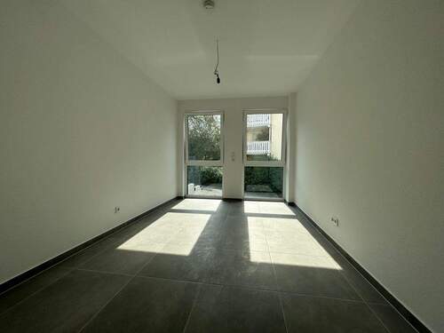 Kind 2 - Etagenwohnung mit 96,00 m&sup2; in Bad Camberg / Erbach zum Kaufen