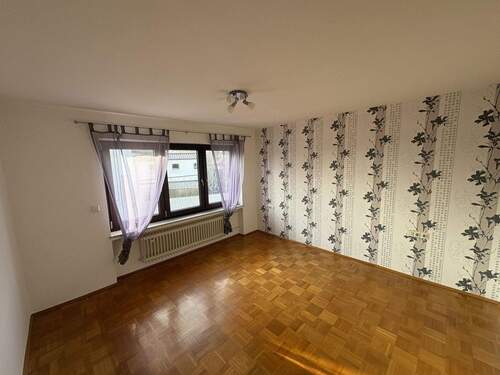 Schlafzimmer 1. OG rechts - 