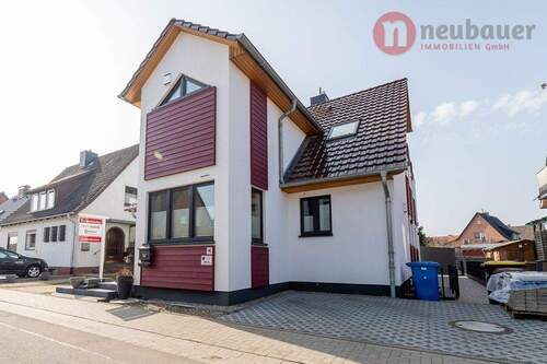 Vorderansicht - 8 Zimmer Mehrfamilienhaus, Wohnhaus zum Kaufen in Winsen (Luhe)