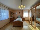 Schlafzimmer 1. OG - 