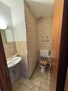 separates WC - 