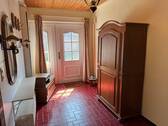 Eingangsbereich - Hier wohnt das Glück gleich doppelt - Gepflegtes Haus mit Einliegerwohnung und XXL-Grundstück