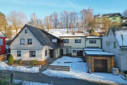 Luftbild - 9 Zimmer Einfamilienhaus zum Kaufen in Teuschnitz