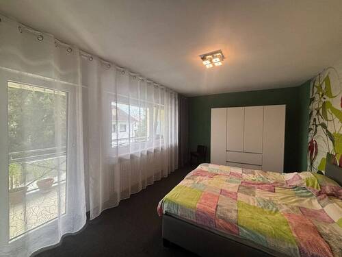 E 707 Schlafzimmer.jpg - 