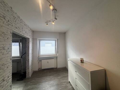 E 707 Kinderzimmer Vorraum.jpg - 