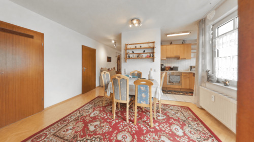 608 - Essplatz - 3 Zimmer Etagenwohnung zum Kaufen in Dettingen an der Erms