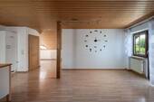 Loftgefühl in Holz und Licht - 