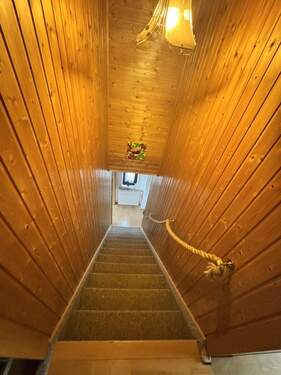 Treppe zum DG - 