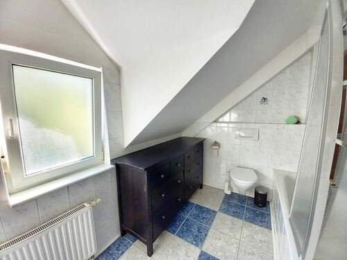 Wannenduschbad mit WC OG - 