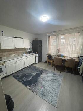 Musterbild Diele - Etagenwohnung mit 80,00 m&sup2; in Duisburg zur Miete