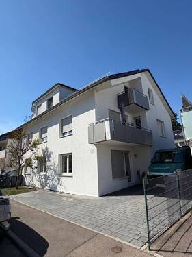 Aussen2.jpg - 3 Zimmer Etagenwohnung in Kirchheim-Teck