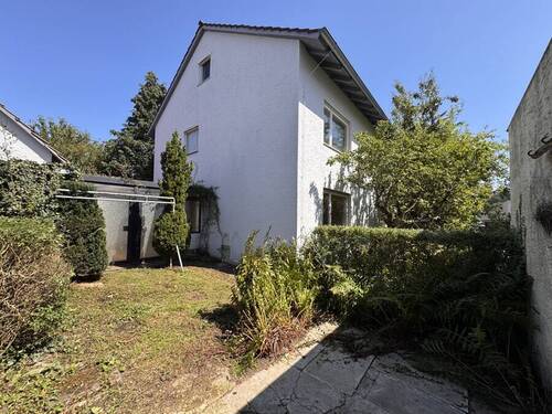 Hinterer Garten - 6 Zimmer Mehrfamilienhaus, Wohnhaus zum Kaufen in Murr