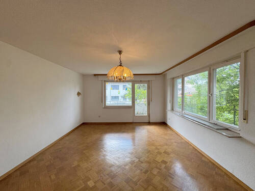 EG Wohnzimmer - 6 Zimmer Mehrfamilienhaus, Wohnhaus in Murr