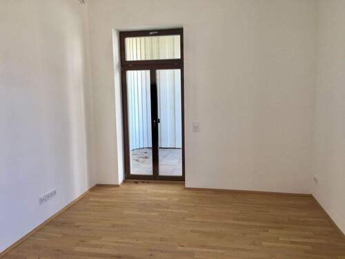 Wohnzimmer - 2 Zimmer Terrassenwohnung in Dresden