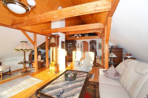 Wohnzimmer OG - 7 Zimmer Mehrfamilienhaus, Wohnhaus in Nürnberg