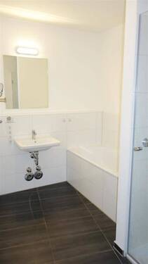 Bad en Suite / Wanne u. Dusche - 
