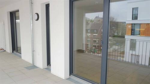 Panoramafenster - 4 Zimmer Etagenwohnung in Mönchengladbach