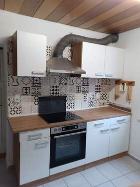 Küche - Sehr schön eingeteilte neu renovierte 4 Zimmer Wohnung