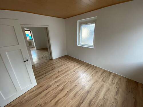 Schlafzimmer - Etagenwohnung mit 90,00 m² in Kappel zur Miete