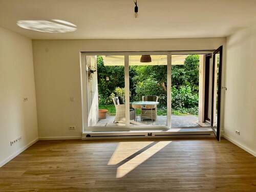 ...mit Blick ins Grüne - 