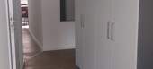 Blick Richtung Eingang, Stauraum rechts - 