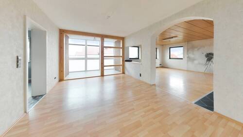 Essbereich - Charmante 3-Zimmer-Wohnung in ruhiger Lage - mit Terrasse & Garten