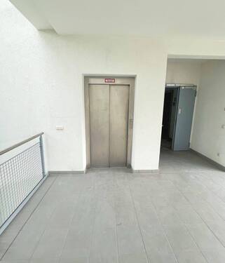 Zugang Aufzug Starnberg - 