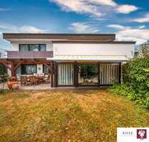 Gepflegtes freistehendes Einfamilienhaus mit Einliegerwohnung, Sauna und Garten in Leutenbach