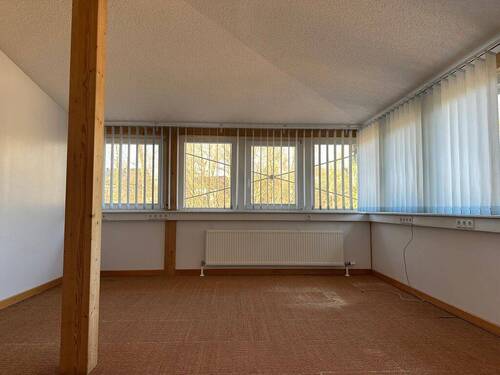Büro I - Büro mit 80,00 m&sup2; in Puderbach zur Miete