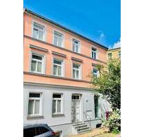 Gepflegtes Mehrfamilienhaus mit Gewerbeeinheit in zentraler Lage der Schweriner Feldstadt