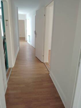 Flur - Mehrfamilienhaus, Wohnhaus in Schwerin zum Kaufen