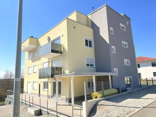 Front - 2 Zimmer Etagenwohnung zur Miete in Baden-Württemberg - Lauchheim