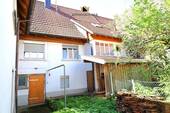 ...und hier das geschützte Gärtchen. - Bauernhaus, Landhaus mit 130,00 m² in Meßstetten-Oberdigisheim zum Kaufen