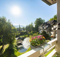 Helle Maisonettewohnung am Rössleberg mit TG-Stellplatz I Weitblick über Naturteich - Hinterzarten