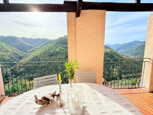 AP_868_TERRA_ITALIA_IMMOBILIEN_LIGURIEN_APRICALE_V - 3 Zimmer Mehrfamilienhaus, Wohnhaus zum Kaufen in Apricale