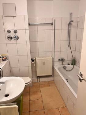 Bad - 1 Zimmer Etagenwohnung in Freiburg im Breisgau