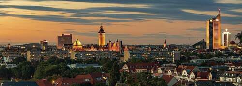 Leipzig_Skyline_k23.jpg - Top-Investment Nähe Innenstadt - Mieteinnahmen von 190 T€ + Neubauprojekt mit 3 Häusern und 14.700 BGF