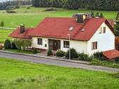 Vorderansicht - Wunderschönes Einfamilienhaus in traumhafter Lage von Naumburg-Elbenberg