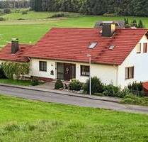 Wunderschönes Einfamilienhaus in traumhafter Lage von Naumburg-Elbenberg - Naumburg / Elbenberg
