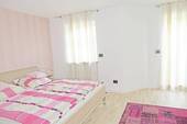 Schlafzimmer 2 - 