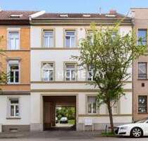 Attraktive 3-Zimmer-Wohnung mit Südbalkon, Tageslichtbad und Stellplatz - in zentraler Lage - Köthen (Anhalt)