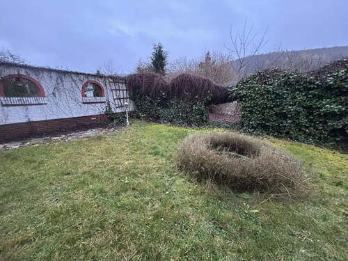 Bild 4 - Einfamilienhaus mit 236,00 m&sup2; in Bad Endbach zum Kaufen