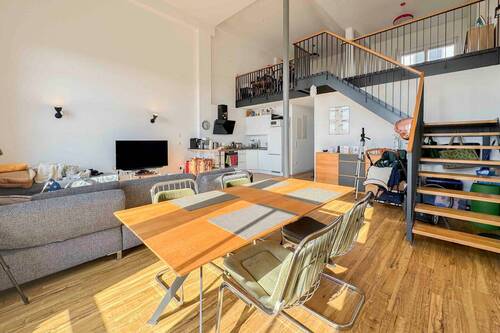 Wohnnzimmer - 2 Zimmer Etagenwohnung zum Kaufen in Forchheim